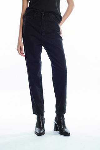 Jean Ona Saez Alana Black