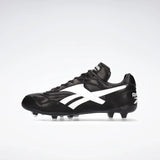 Botin Reebok Essence FG