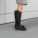 Bota Moon
