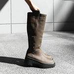 Bota Moon
