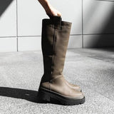 Bota Moon